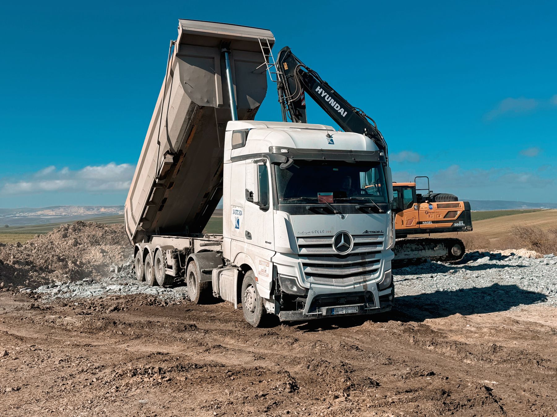 BT Trucking Inc. dump truck at construction site